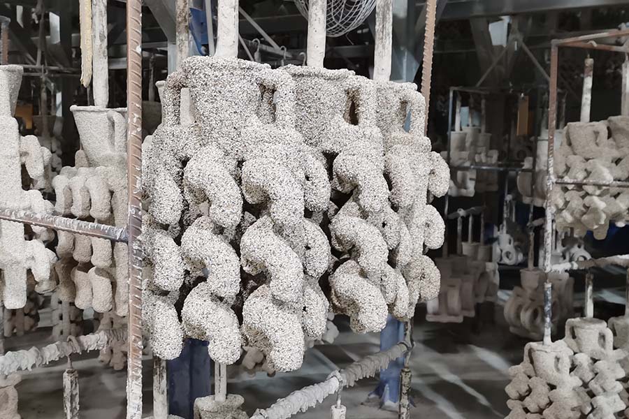 Shell Drying at China investment casting foundry