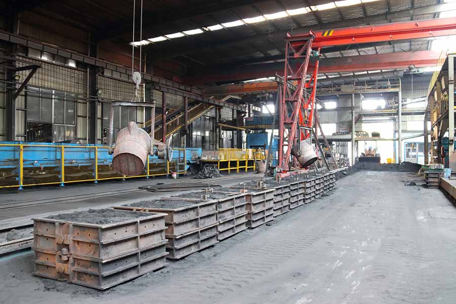 鋼砂型鋳造工場