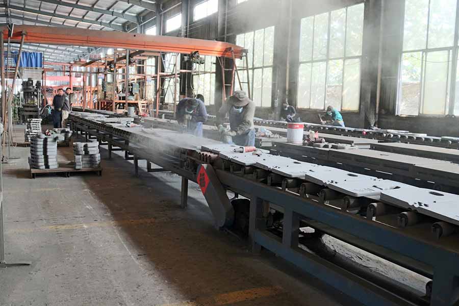 Cleaning and Polishing Line at Casting Foundry