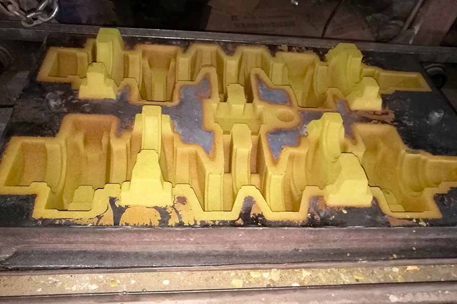 樹脂被覆砂型鋳造工場